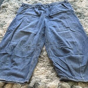 GAP Women's Barrel Blue Jeans